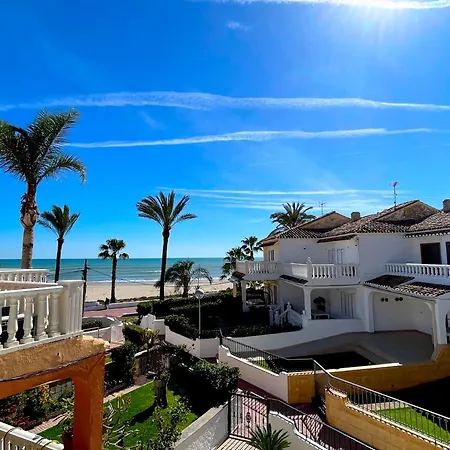 Bungalow On The Beach 15 Minutes From Valencia Exterior photo